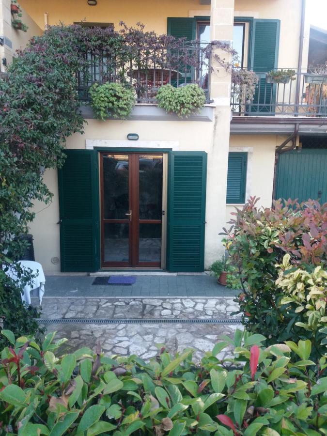 Tana Per Gli Ospiti Apartamento Terni Exterior foto